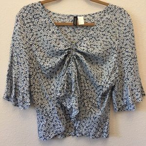 Floral Adjustable Ruching Flutter-Sleeve Top